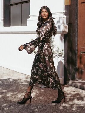 NEW Petal & Pup Maia Long Sleeve Maxi Dress - Chocolate Orchid